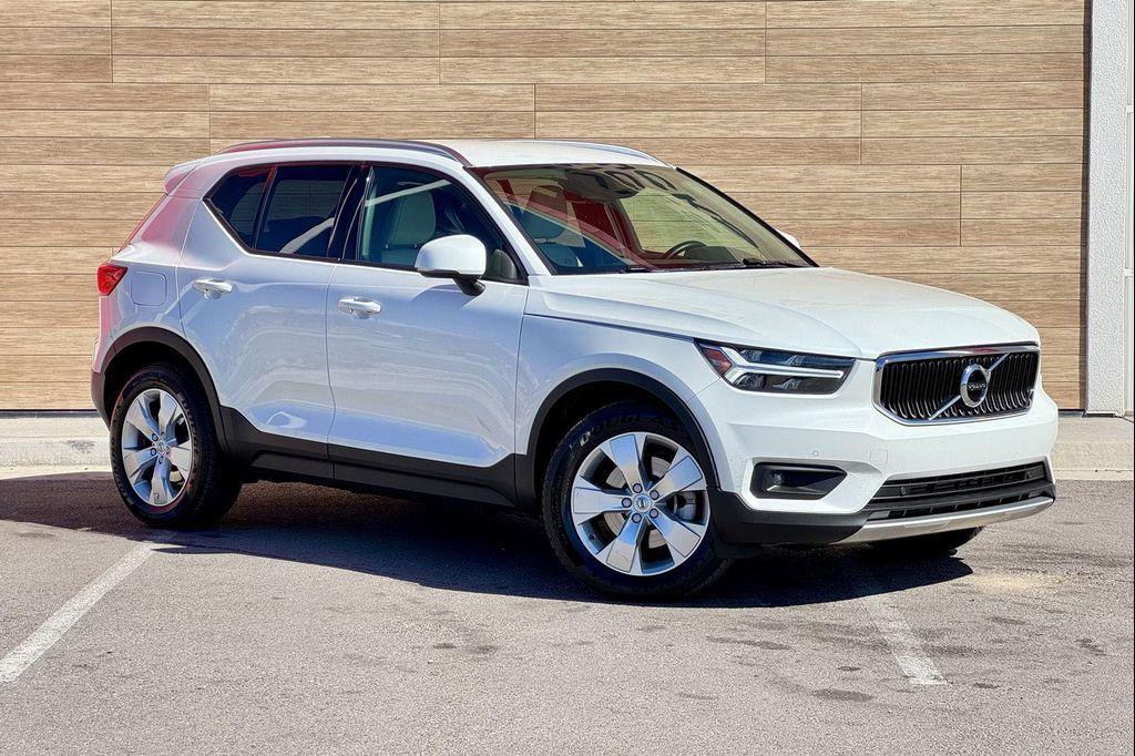 used 2021 Volvo XC40 car, priced at $15,995