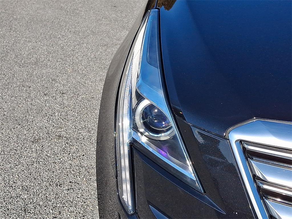 used 2018 Cadillac XT5 car, priced at $18,995