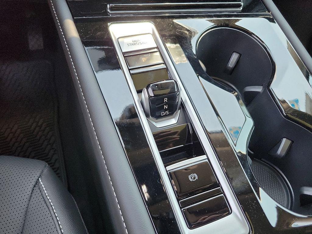 used 2024 Volkswagen Atlas car, priced at $45,065