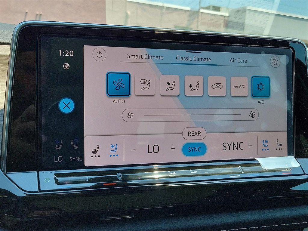 new 2024 Volkswagen Atlas car, priced at $44,575