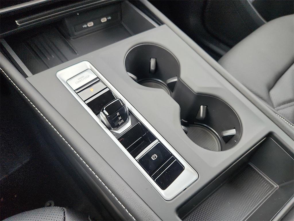 new 2026 Volkswagen Atlas car, priced at $44,012