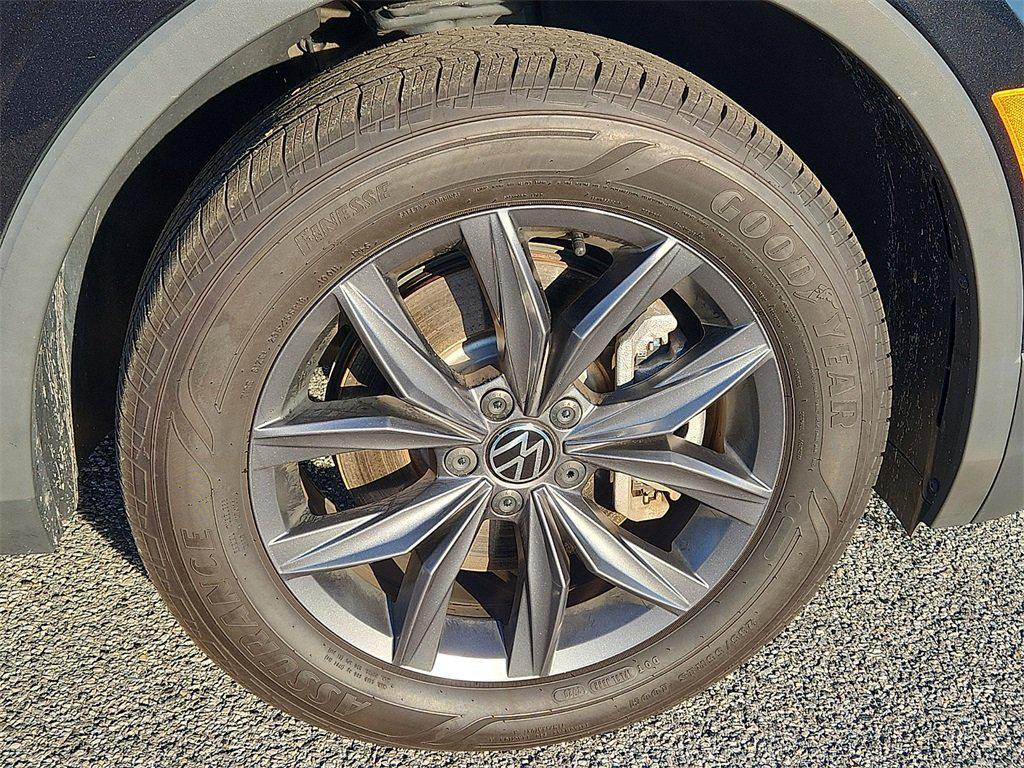 used 2024 Volkswagen Tiguan car, priced at $25,295