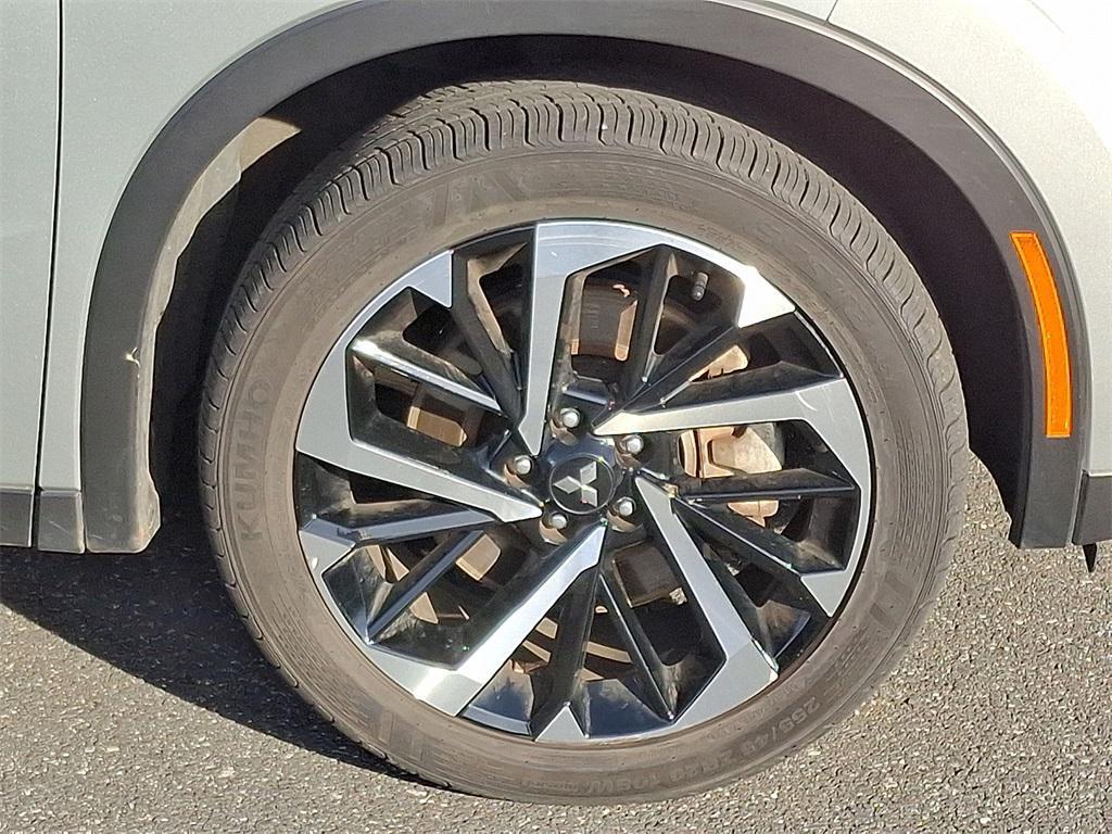 used 2024 Mitsubishi Outlander car, priced at $26,442