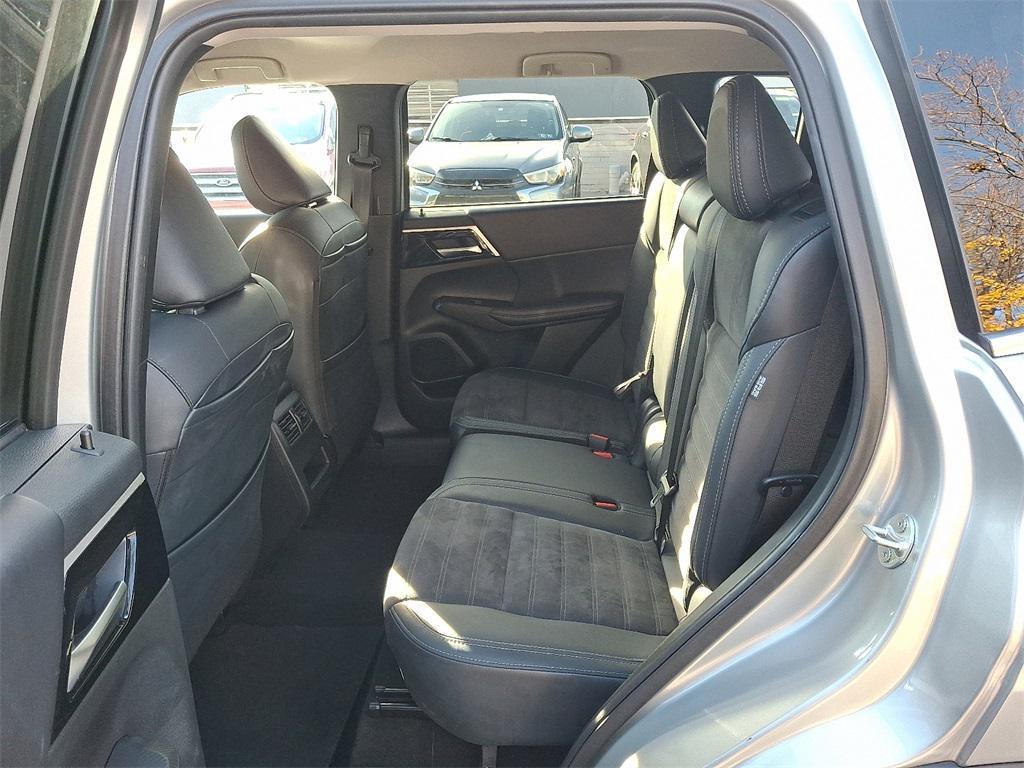 used 2024 Mitsubishi Outlander car, priced at $26,442