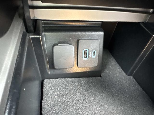 used 2023 Ford Explorer car, priced at $31,995