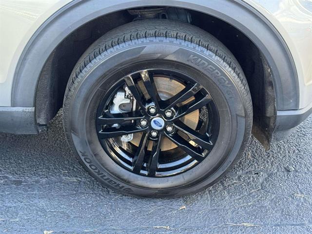 used 2022 Ford Explorer car, priced at $28,995