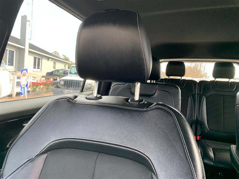 used 2023 Jeep Grand Cherokee L car, priced at $26,995