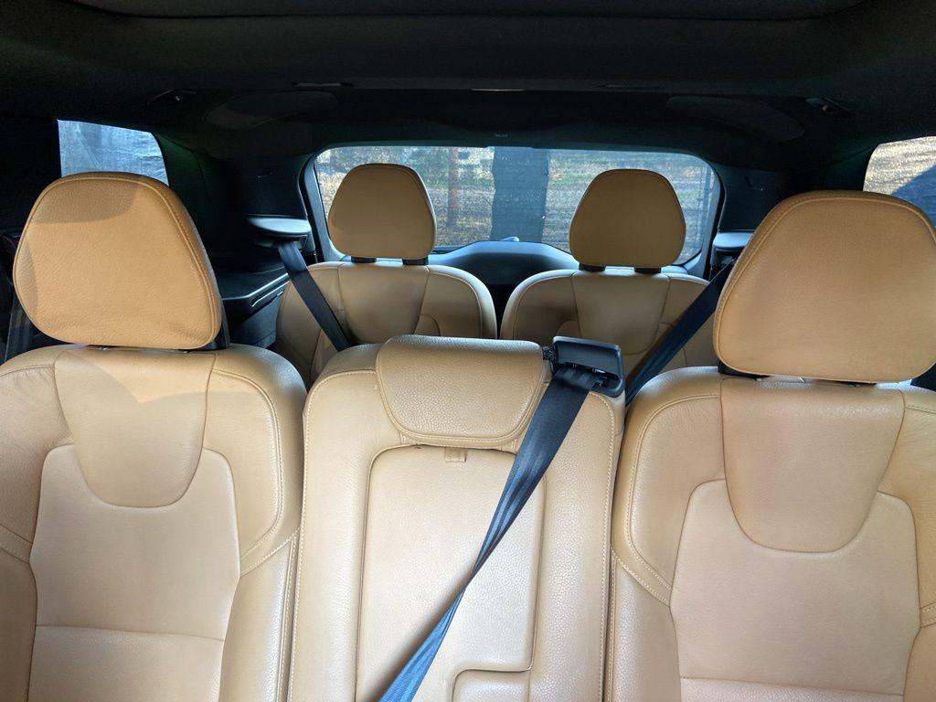 used 2018 Volvo XC90 car, priced at $14,837