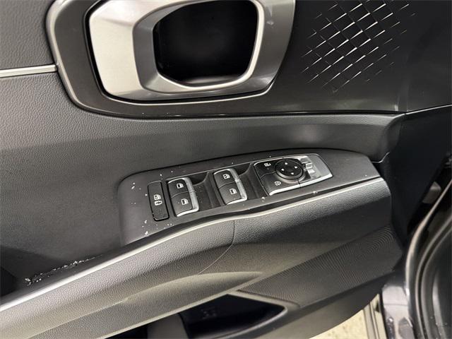 used 2026 Kia Sorento car, priced at $29,985