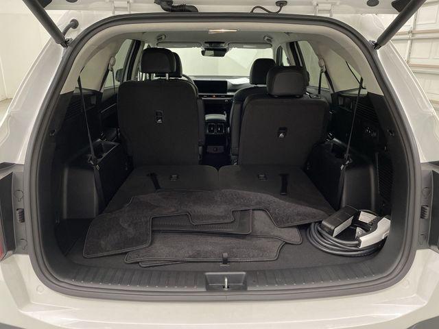 used 2025 Kia Sorento Plug-In Hybrid car, priced at $37,999