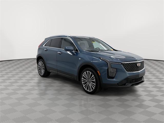 used 2025 Cadillac XT4 car, priced at $39,995