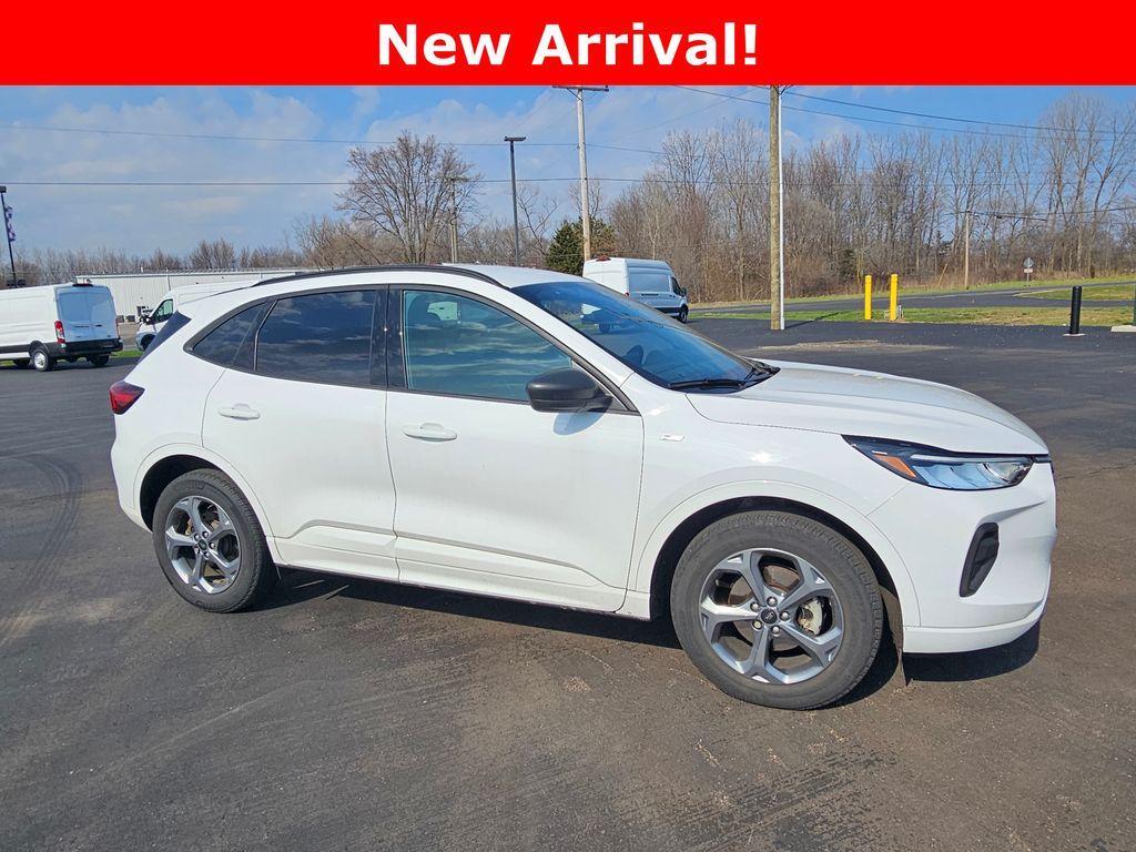 used 2023 Ford Escape car, priced at $24,500