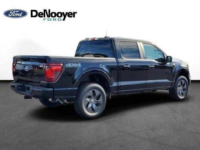 new 2025 Ford F-150 car, priced at $43,581