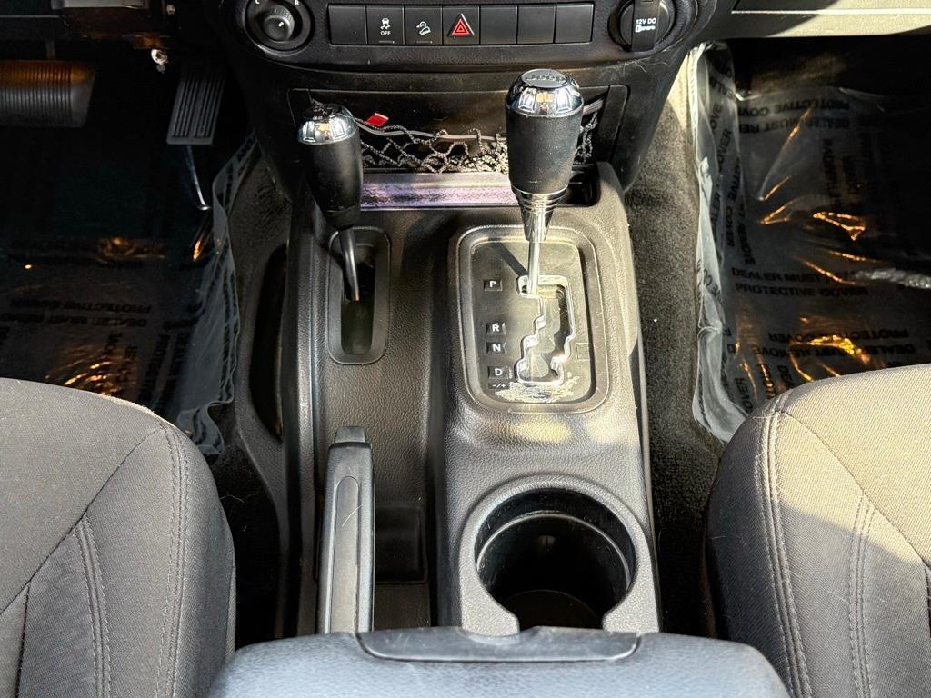 used 2015 Jeep Wrangler Unlimited car, priced at $14,554