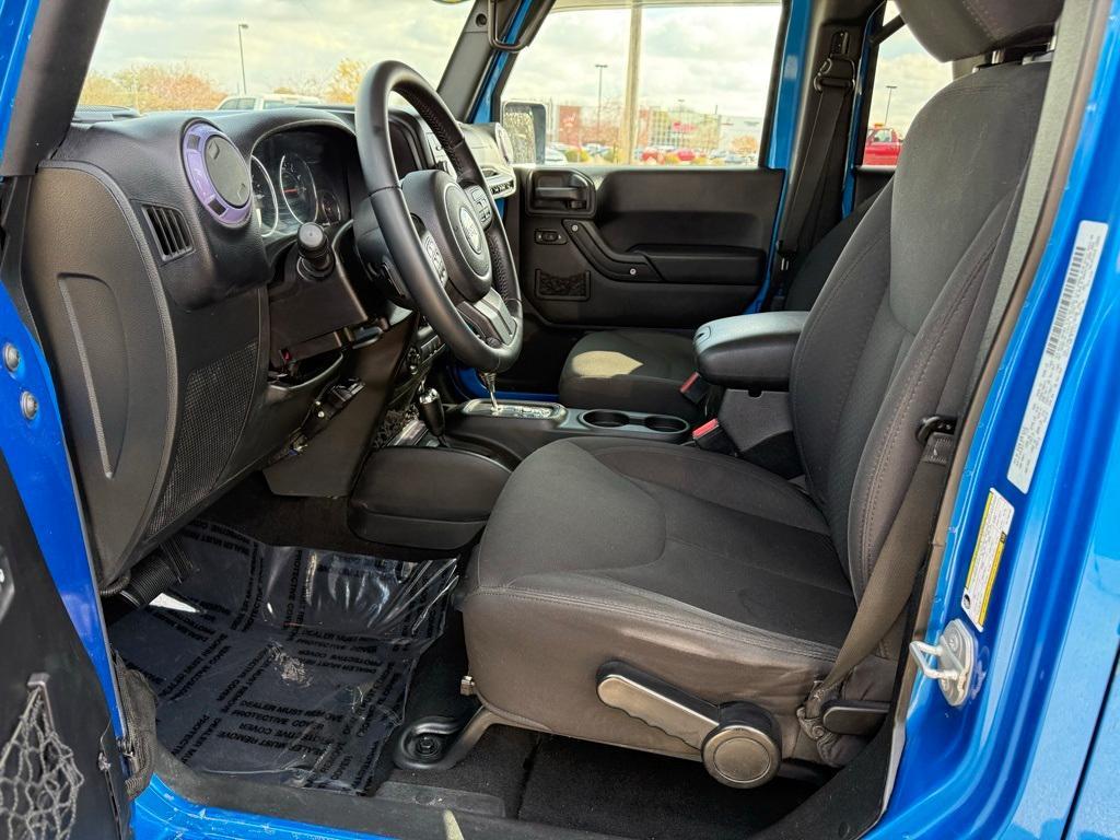 used 2015 Jeep Wrangler Unlimited car, priced at $14,554