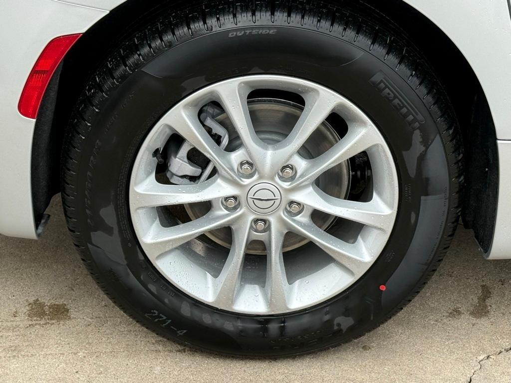 new 2026 Chrysler Pacifica car, priced at $44,247