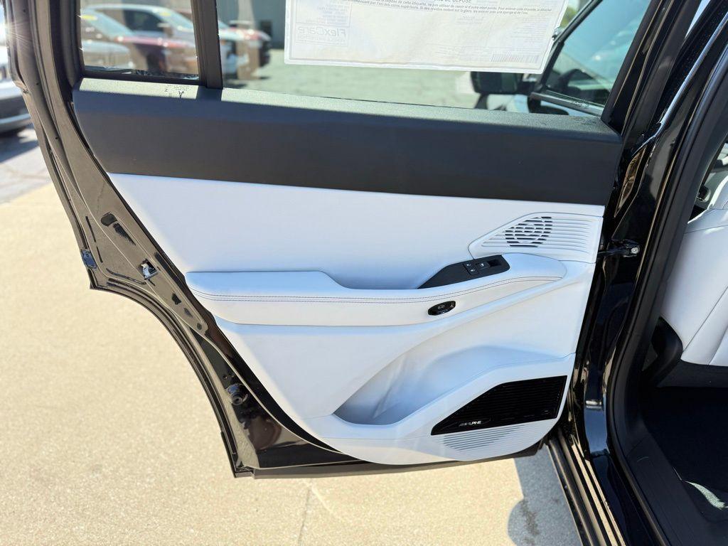 new 2026 Jeep Cherokee car, priced at $44,900