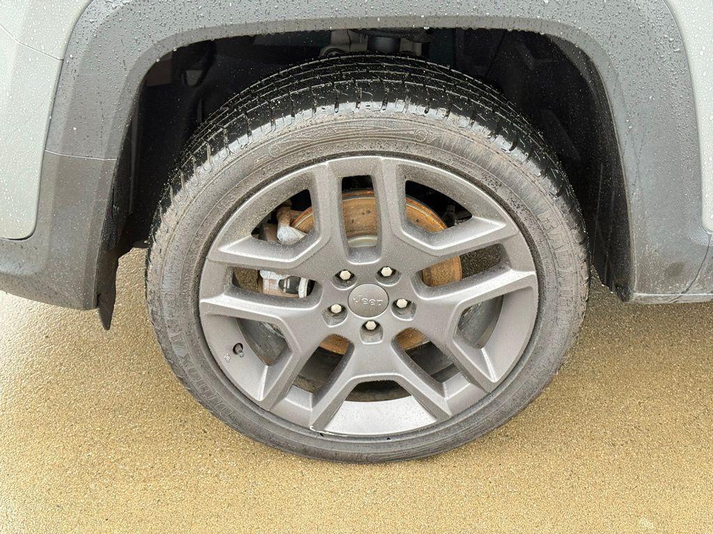 used 2021 Jeep Renegade car, priced at $17,165