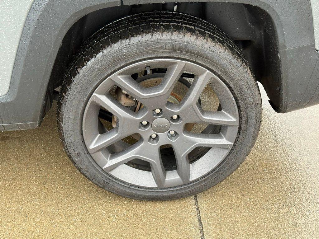 used 2021 Jeep Renegade car, priced at $17,165