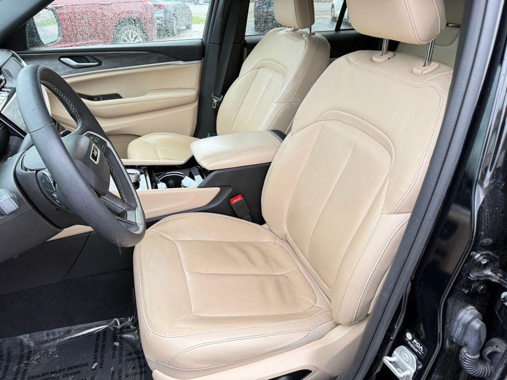 used 2023 Jeep Grand Cherokee car, priced at $26,656