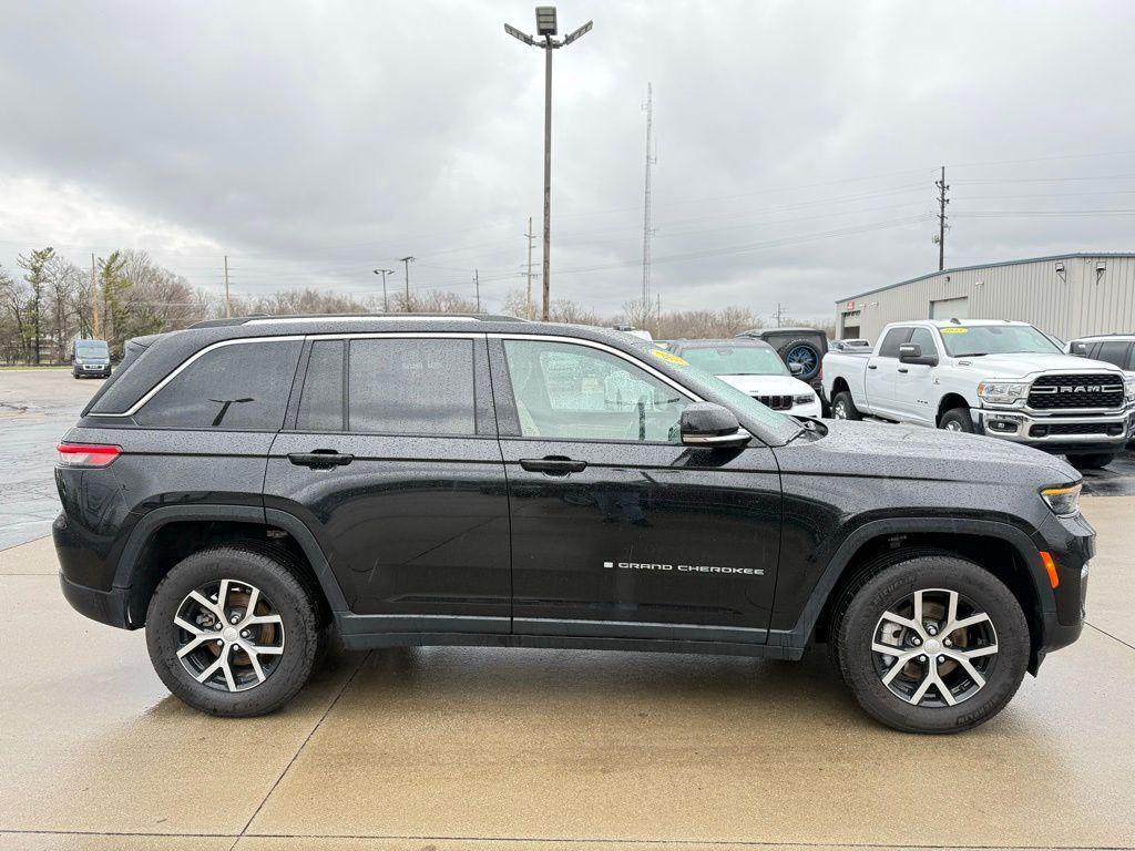 used 2023 Jeep Grand Cherokee car, priced at $26,656