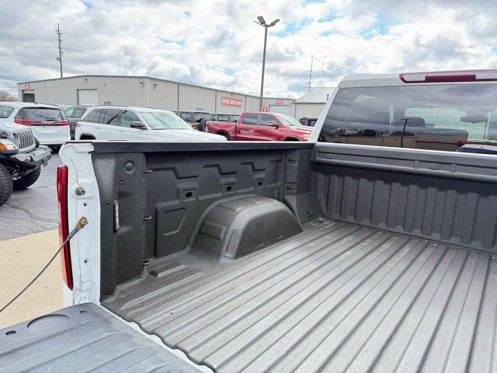 used 2022 Chevrolet Silverado 1500 car, priced at $29,980