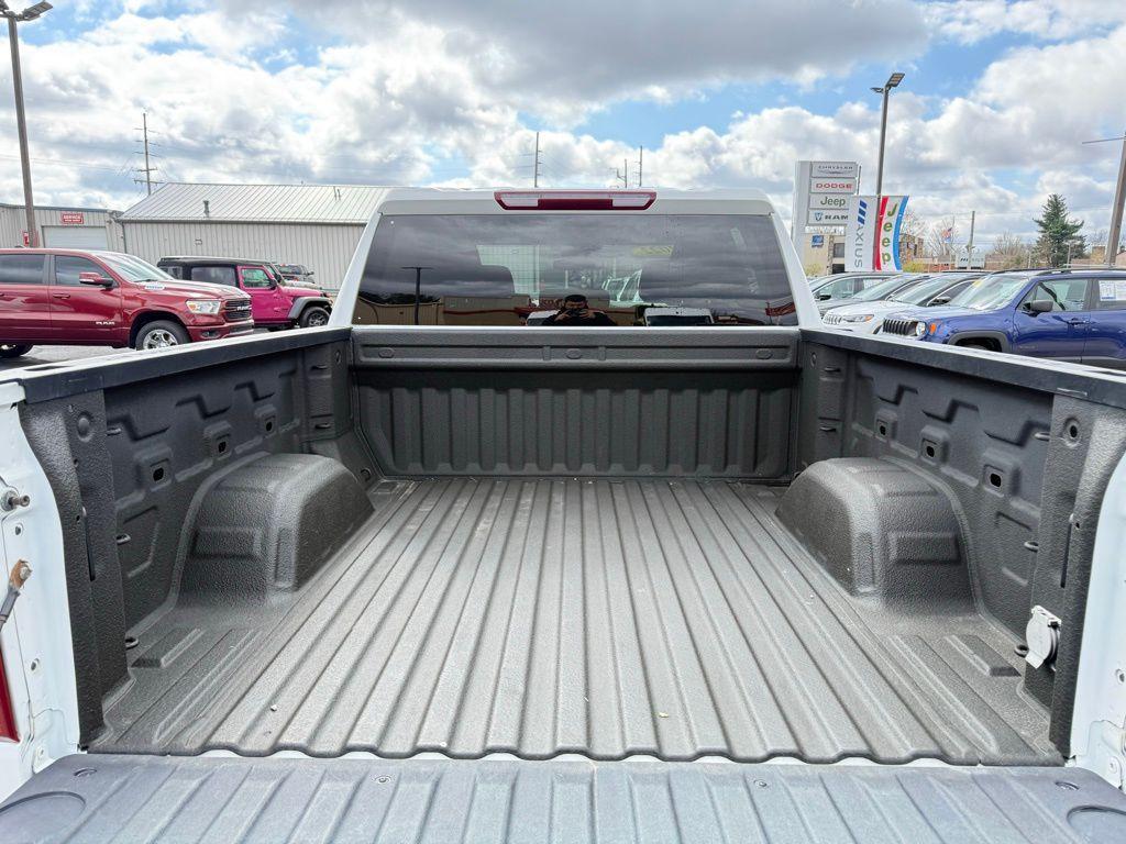 used 2022 Chevrolet Silverado 1500 car, priced at $29,980
