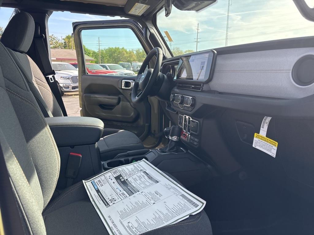 new 2025 Jeep Wrangler car, priced at $47,480