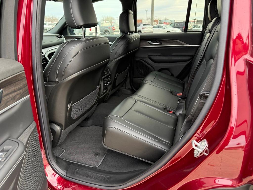 new 2025 Jeep Grand Cherokee car, priced at $51,235