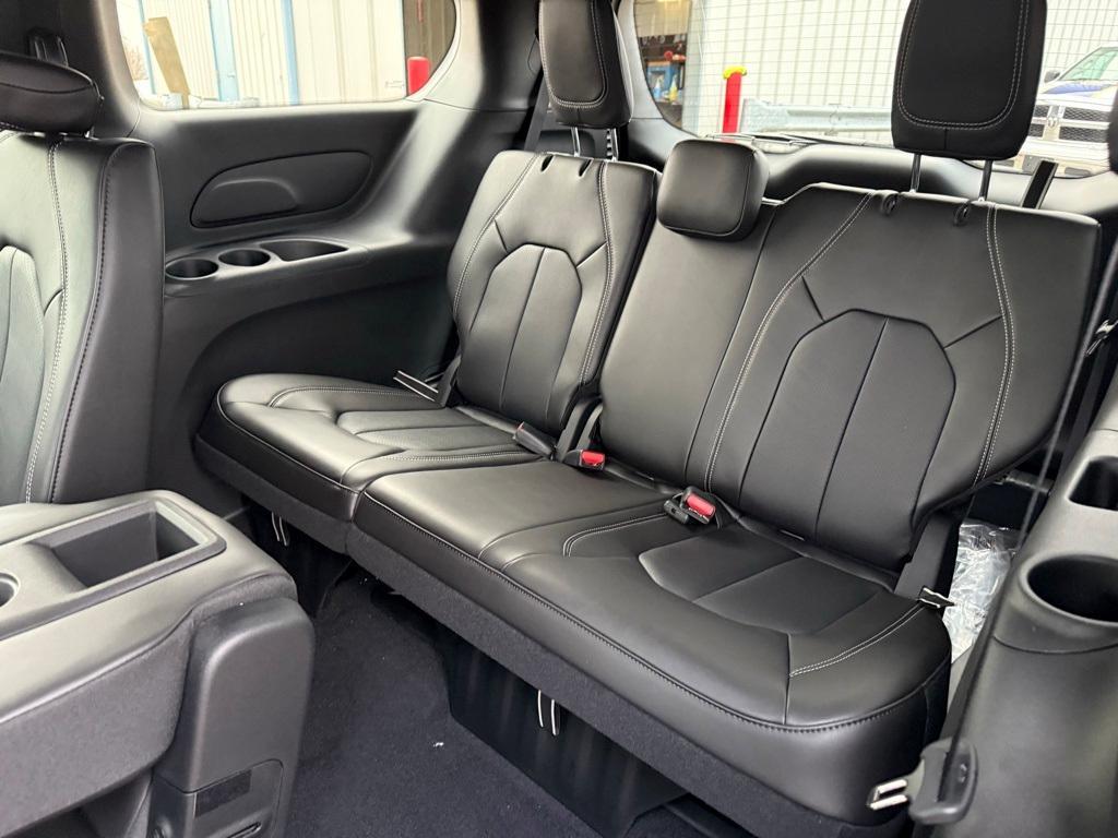 new 2026 Chrysler Pacifica car, priced at $43,973