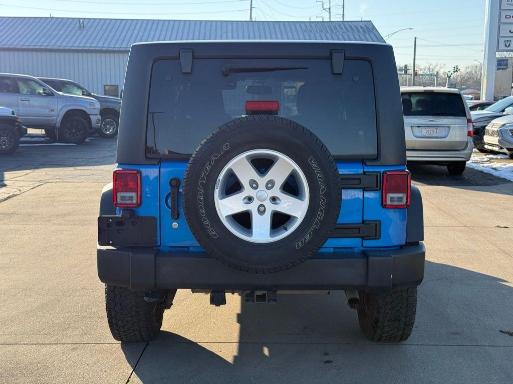 used 2015 Jeep Wrangler Unlimited car, priced at $15,229