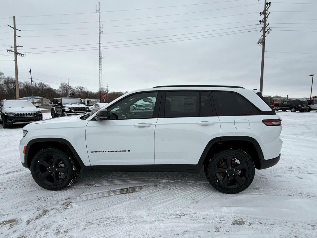 new 2025 Jeep Grand Cherokee car, priced at $47,125