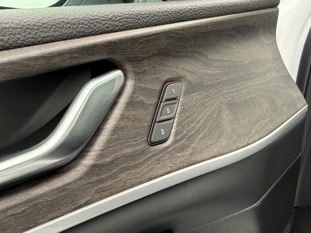 new 2025 Jeep Grand Cherokee car, priced at $47,125