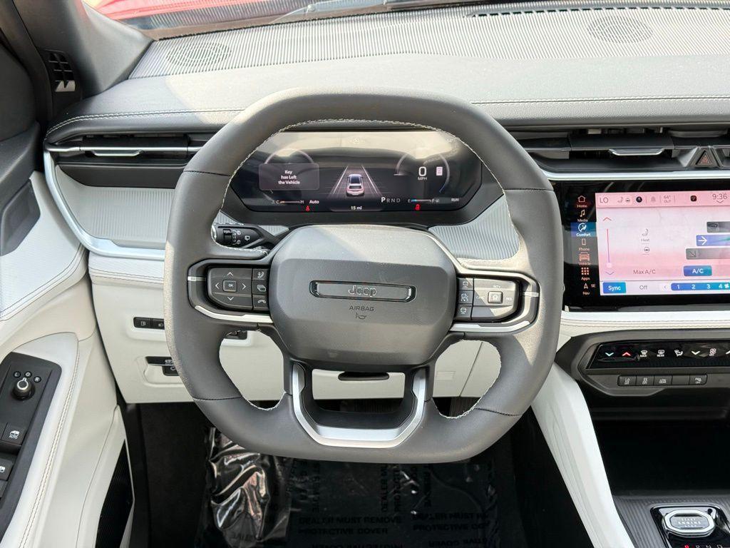 new 2026 Jeep Cherokee car, priced at $44,305