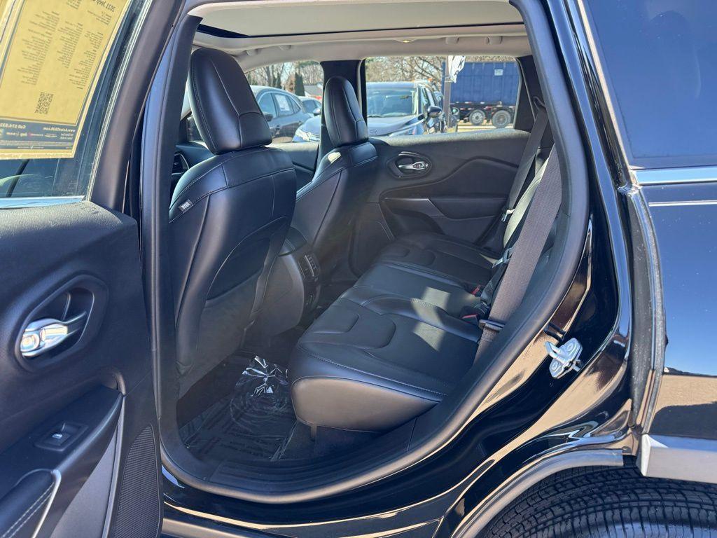 used 2021 Jeep Cherokee car, priced at $18,691