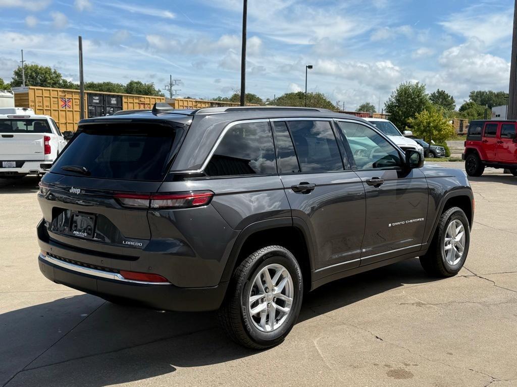 new 2025 Jeep Grand Cherokee car, priced at $39,908