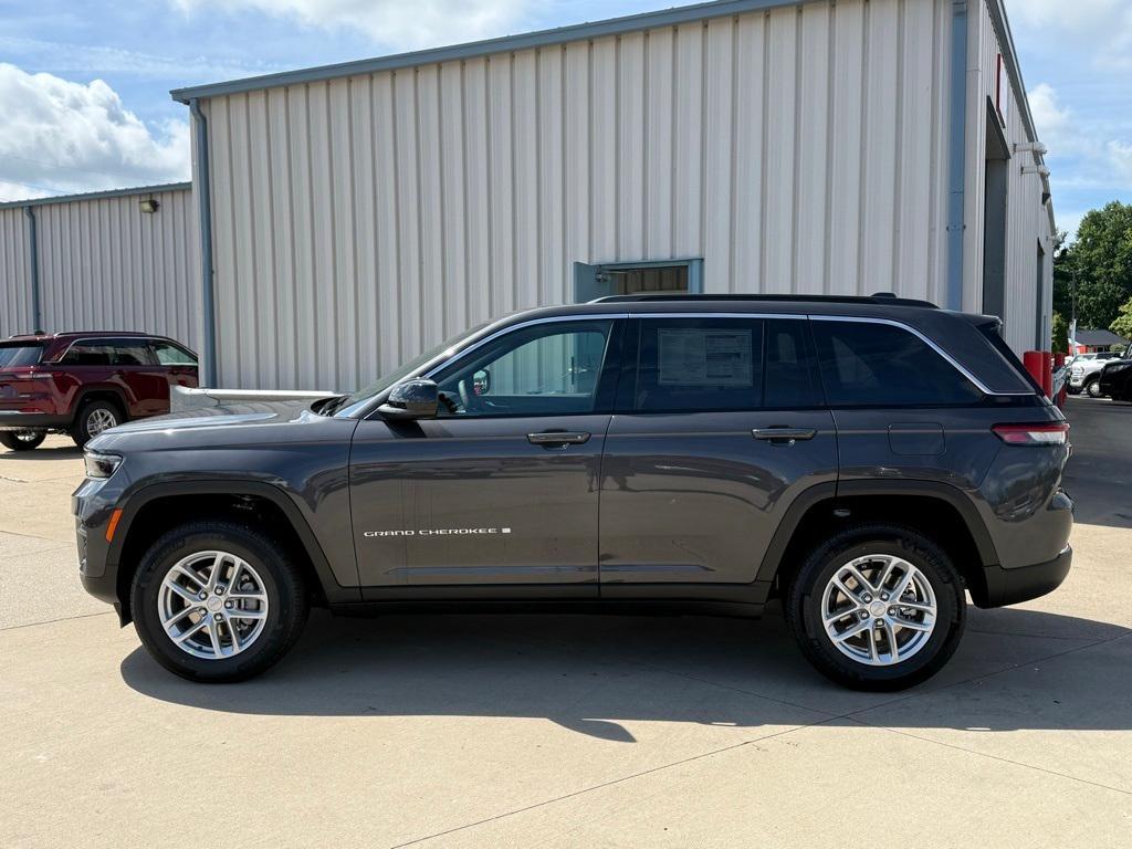 new 2025 Jeep Grand Cherokee car, priced at $39,908