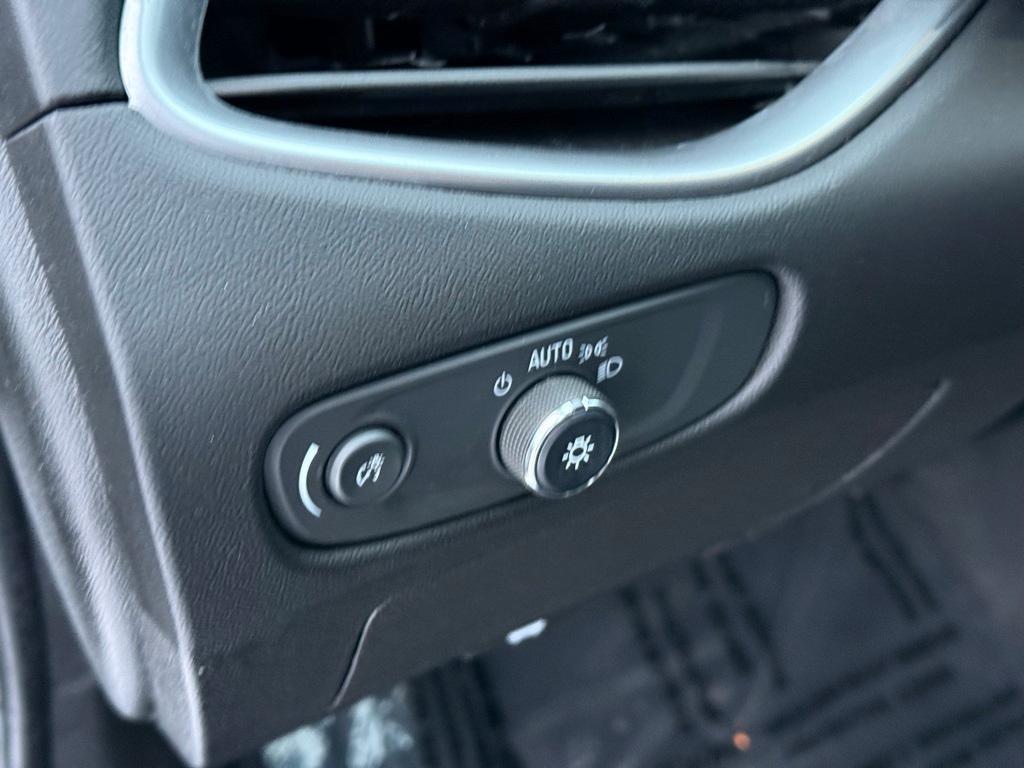 used 2022 Chevrolet Malibu car, priced at $16,594