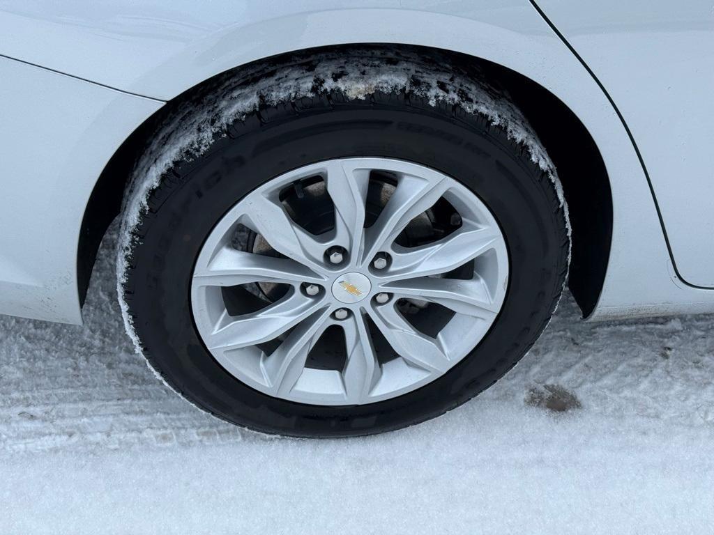 used 2022 Chevrolet Malibu car, priced at $16,594