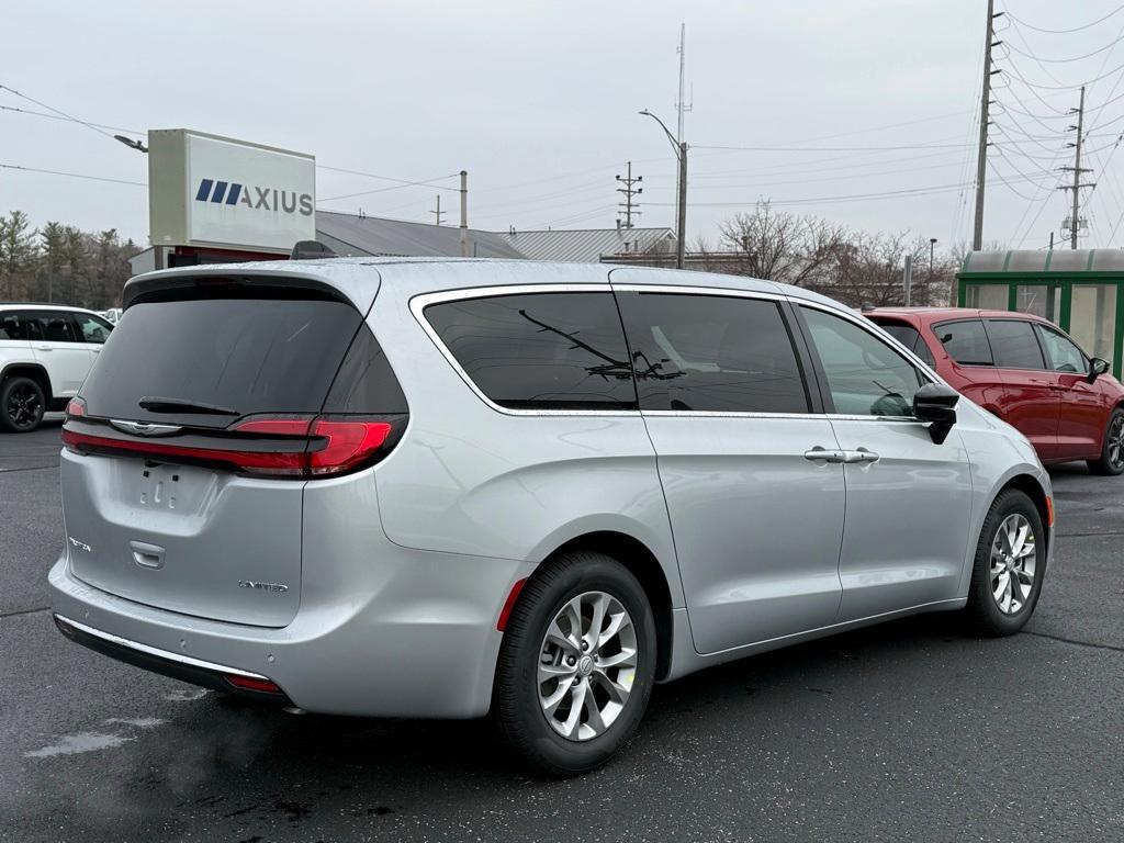 new 2026 Chrysler Pacifica car, priced at $48,277