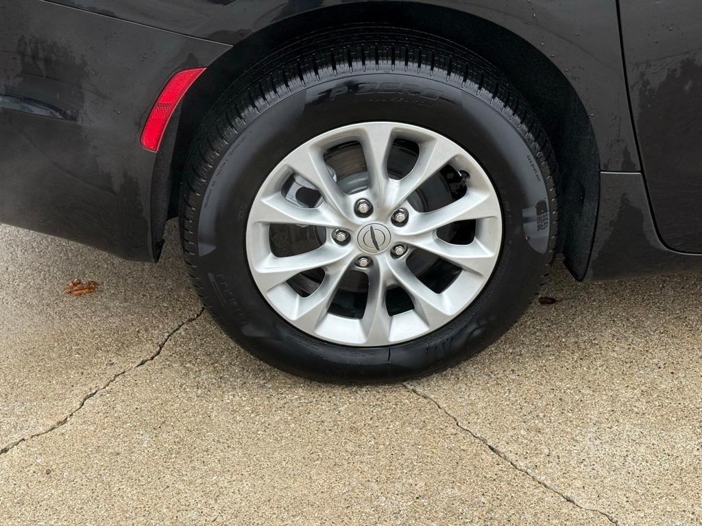 new 2025 Chrysler Pacifica car, priced at $48,111