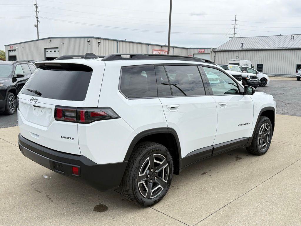new 2026 Jeep Cherokee car, priced at $44,305