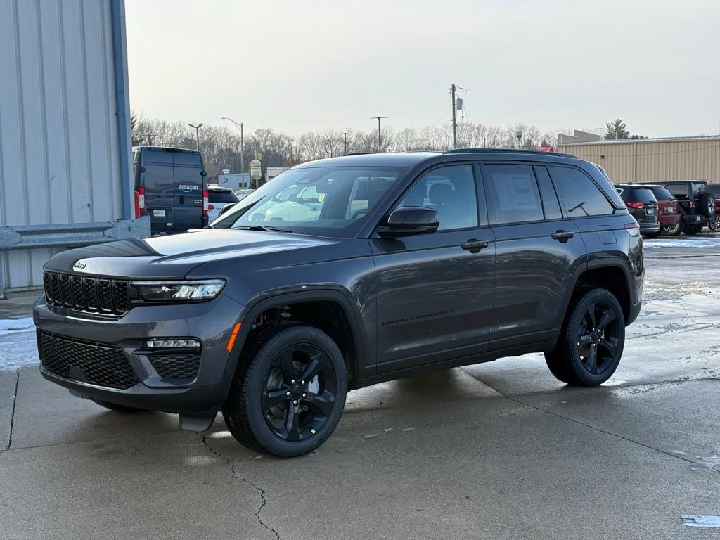 new 2025 Jeep Grand Cherokee car, priced at $47,970