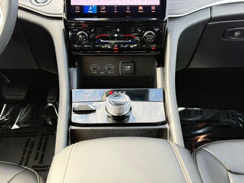 used 2024 Jeep Grand Cherokee L car, priced at $34,891