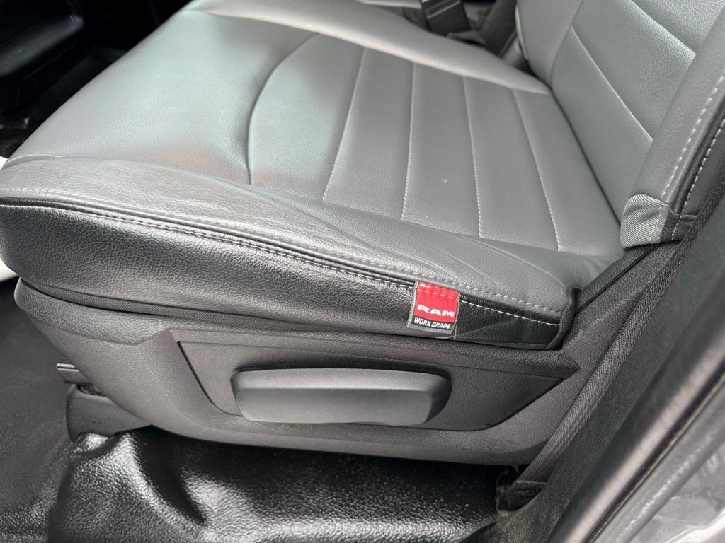 used 2022 Ram 1500 Classic car, priced at $25,525