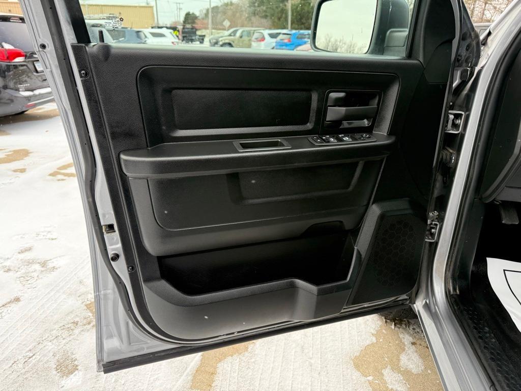 used 2022 Ram 1500 Classic car, priced at $25,525