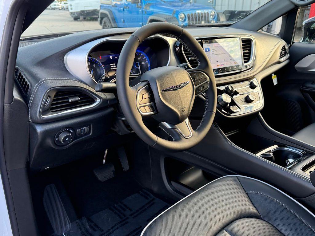new 2026 Chrysler Pacifica car, priced at $46,601