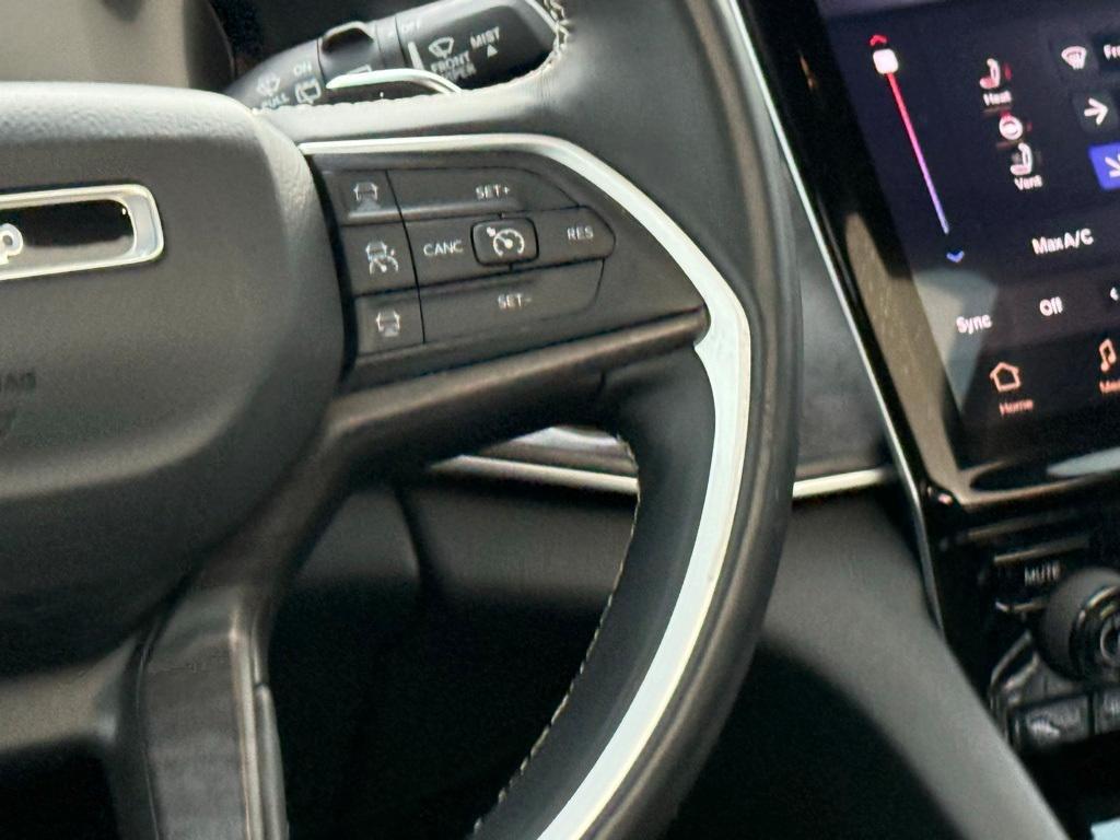 used 2022 Jeep Grand Cherokee car, priced at $27,856