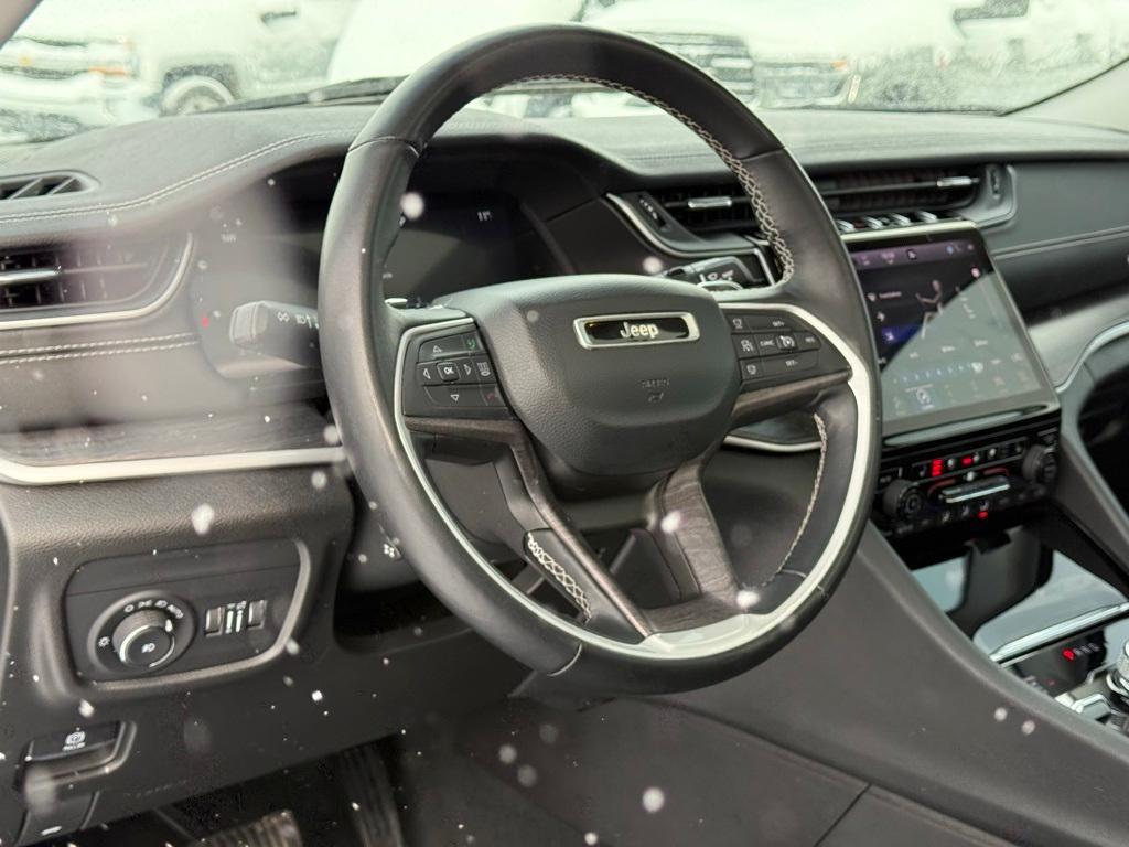 used 2022 Jeep Grand Cherokee car, priced at $27,856