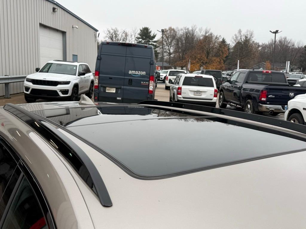 used 2023 Cadillac XT4 car, priced at $29,979